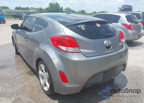2015 Hyundai Veloster из США, поврежденный, VIN KMHTC6AD5FU227089